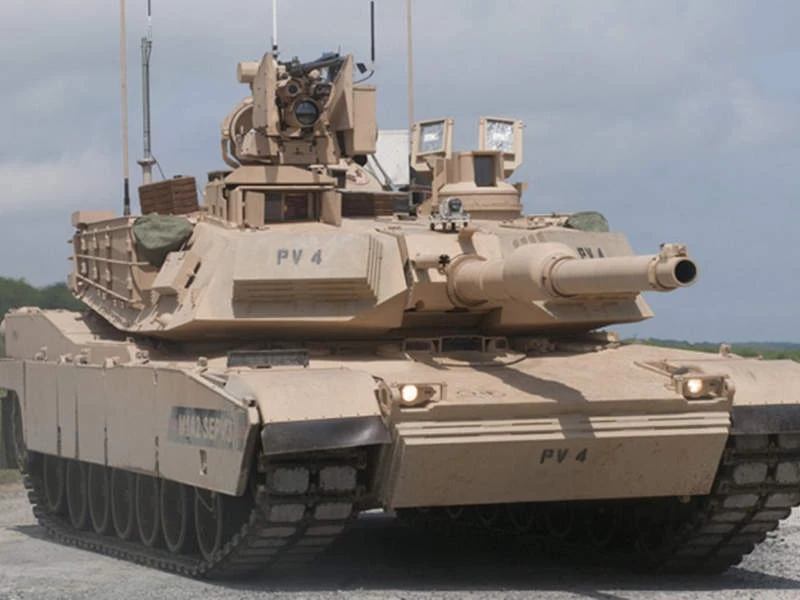 Το πρώτο M1A2 Abrams των αμερικανικών στρατιωτικών δυνάμεων ξεφορτώθηκε στην Αλεξανδρούπολη